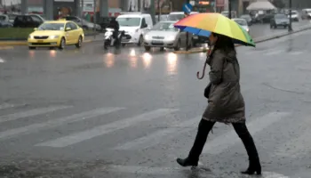 Stuhitë dhe reshjet e dëborës përfshijnë Greqinë! Zonat më te prekura