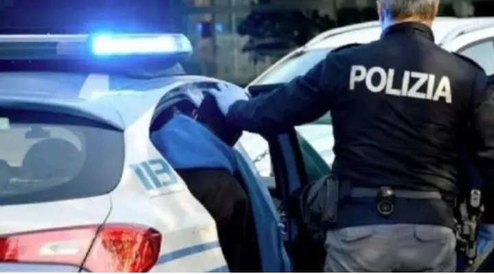 Synuan paratë dhe verën e shtrenjtë por…/ Hapën një vrimë në murin e restorantit, arrestohen për grabitje shqiptari…