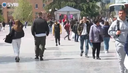 SYRI TV/ Paga reale mesatare sot vlen më pak se në 2020, rroga më e lartë, por qytetarët më të varfër