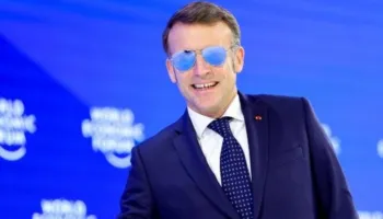Syzet e Macron/ Trend i ri që po ‘çmend’ Francezët, shiten deri në 659 Euro
