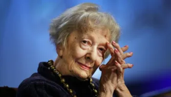 Szymborska: Dashuri në shikim të parë
