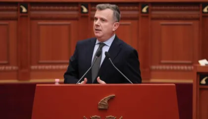 Tabaku kërkoi dekriminalizimin e plotë të shpifjes, Balla: Si mund ta votoj ligjin tënd kur unë jam në gjyq me Berishën për atë vepër penale