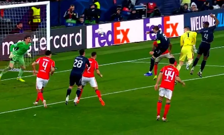 Tabloja e plotë e Champions League: 8 ekipet e para, 16 ekipet e play-offit dhe 12 ekipet e skualifikuara