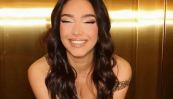 ‘Tajm Kastrati’/ Jonida Vokshi bëhet sërish ‘meme’, gafa e madhe gjatë prezantimit