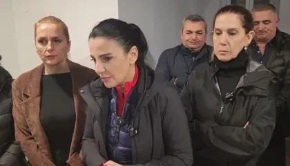 Takim me Emergjencat në Gjirokastër/ “Lajmi i mirë”, Balluku: Niveli i Vjosës ka rënë në 6.5 metra. Jemi në gatishmëri