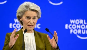 Takimi vjetor i Forumit Ekonomik Botëror, çfarë po ndodh në Davos/ Macron me syze dielli, Von der Leyen: Duhet një formë e re e pavarësisë europiane