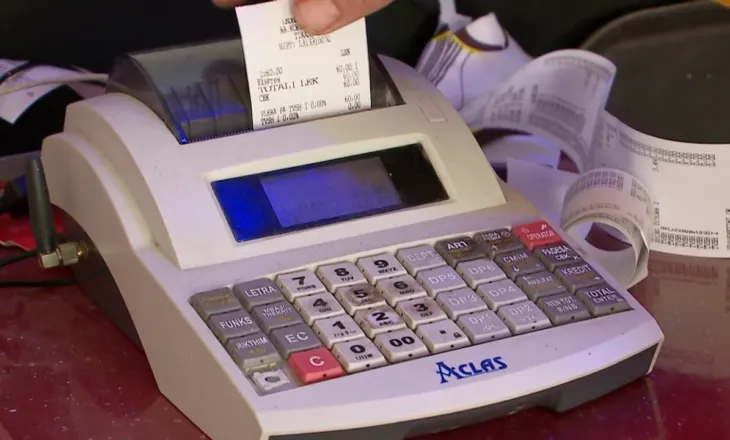 Tatimet në kolaps me fiskalizimin/ Tenderi i mirëmbajtjes ka lënë sistemin jashtë funksionit, në rrezik të dhënat e bizneseve