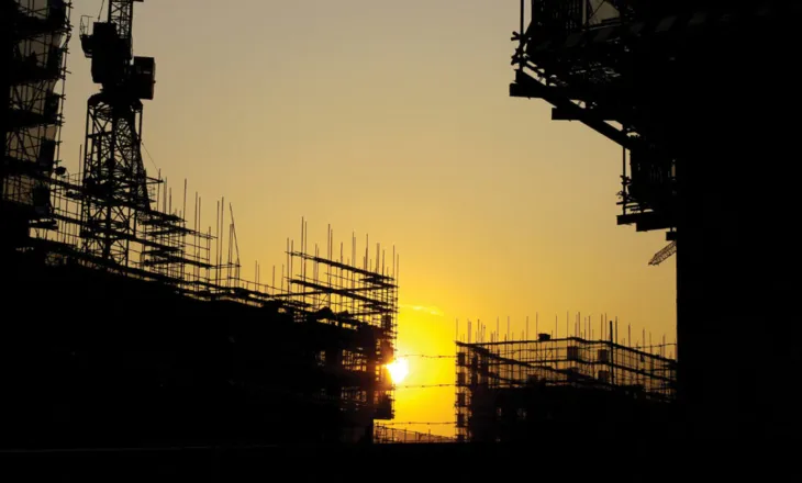 Tatimet sekuestrojnë kompjuterat e agjencive imobiliare, pas evazionit me çmimet e apartamenteve