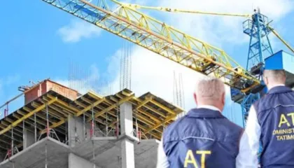 Tatimet “zbresin” në terren, kontrolle për nëndeklarimin e pagave në sektorin e ndërtimit, në “lupë” kontratat
