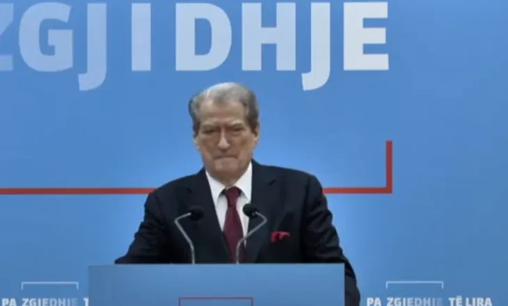 “Të shpallet fatkeqësia natyrore”, Berisha: Përmbytjet u shkaktuan nga vjedhja e fondeve