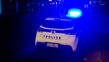 Të shtëna me armë në Greqi, plagoset pronari shqiptar i një restoranti dhe djali i tij