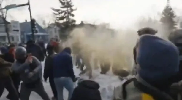 Të shtëna me armë zjarri në Minneapolis