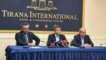 Të vegjlit nuk i besojnë PD-së, bashkimin e opozitës e merr në dorë shoqëria civile: Tryezë të përbashkët për arritjen e një marrëveshjeje