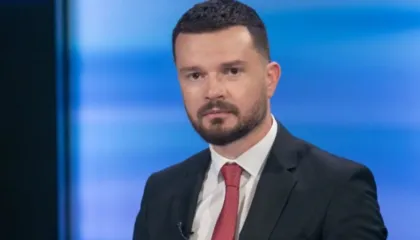 Të votosh Ramën të enjten e të kërkosh ta rrëzosh të shtunën/ Si u shkërmoq fabula e opozitës