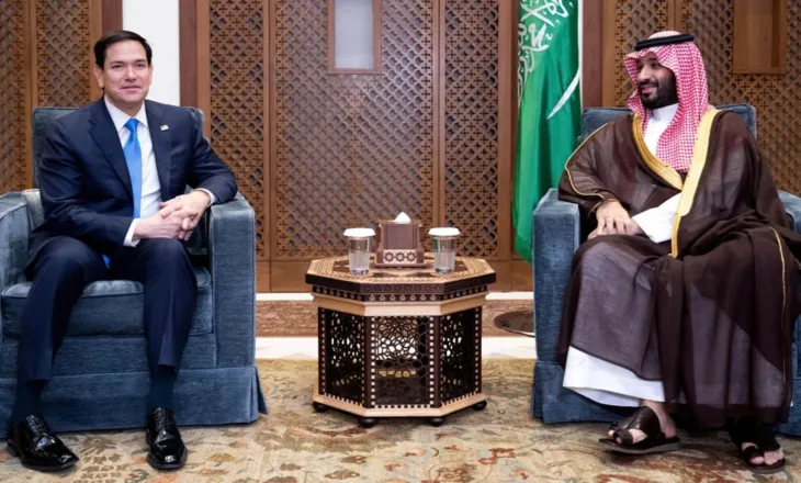 Tensionet mes Iranit dhe SHBA-së, zyrtarët izraelitë dhe ato sauditë në Uashington për të shqyrtuar një sulm të mundshëm ndaj Teheranit