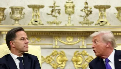 Tensionet rreth Groenlandës, Sekretari i Përgjithshëm i NATO-s telefonon Trump: Pres me padurim ta takoj në Davos