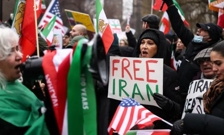 Tensionet SHBA-Iran mbeten të larta, teksa Teherani kërcënon për shtypje të mëtejme