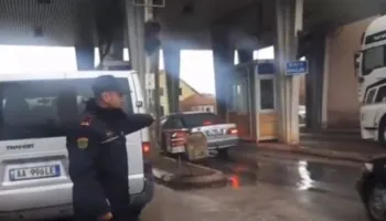 Tentoi të largohej nga Shqipëria, kapet në Qafë Thanë 38-vjeçari i shpallur në kërkim