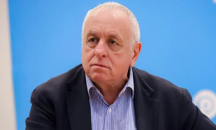 Tenxhere komike politike/Tritan Shehu sqaron: Ftesa e Donald Trump nuk ka lidhje me Edi Ramën