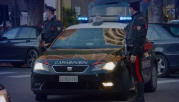 Terni/ 68 doza kokainë në Mini Cooper të marrë me qira, arrestohet ‘turisti’ i rremë shqiptar