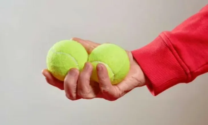 Testi i thjeshtë me ‘top tenisi’ që mund të sinjalizojë rrezikun e demencës