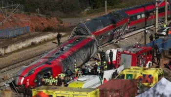 The Guardian: Tragjedia hekurudhore në Spanjë ku u “hoqën të vdekurit për të shpëtuar të gjallët”