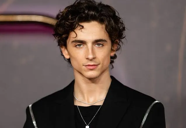 Timothée Chalamet hyn në histori me nominimin e tretë për “Aktorin më të Mirë”