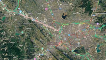 Tirana në kolaps nga trafiku, bllokohet qarkullimi në rrugët hyrëse