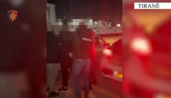 Tiranë/ Transportonte emigrantë drejt vendeve të BE-së, pranga 38-vjeçarit dhe shokut të tij