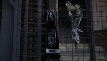 Tjetër tragjedi në ‘familjen’ e PAOK, 55-vjeçari ndërron jetë pasi mësoi për vdekjen tragjike të 7 tifozëve, një prej tyre mik i tij