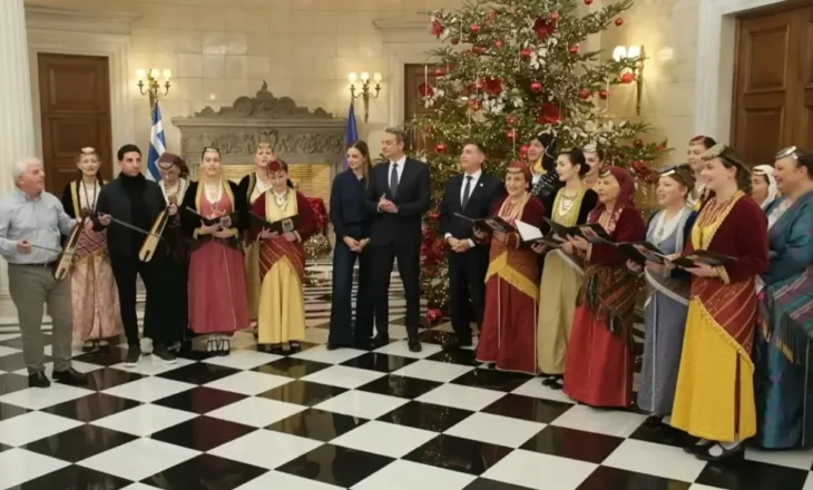 Traditë apo…. këngët arvanitase në Kryeministri hapin debat publik