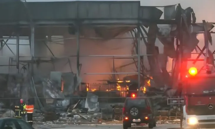 Tragjedi në Greqi! Shpërthim në një fabrikë biskotash, humbin jetën tre punonjës, 2 të zhdukur