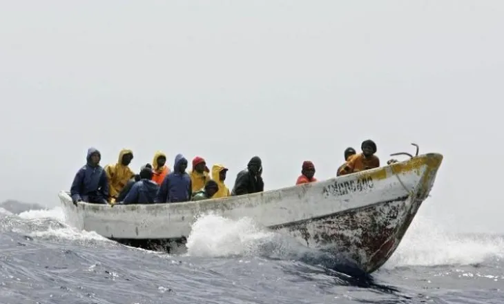 Tragjedi në Mesdhe/ 50 emigrantë të vdekur dhe 400 të zhdukur pas ciklonit Harry