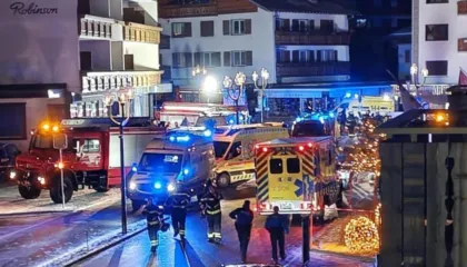 TRAGJEDI NE ZVICER/ Shpërthimi në resortin ku po festohej Viti i Ri, i merr jetën disa personave