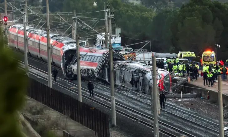 Tragjedia hekurudhore, Tirana në kontakt me Madridin nëse ka shqiptarë të prekur: Strukturat në gatishmëri