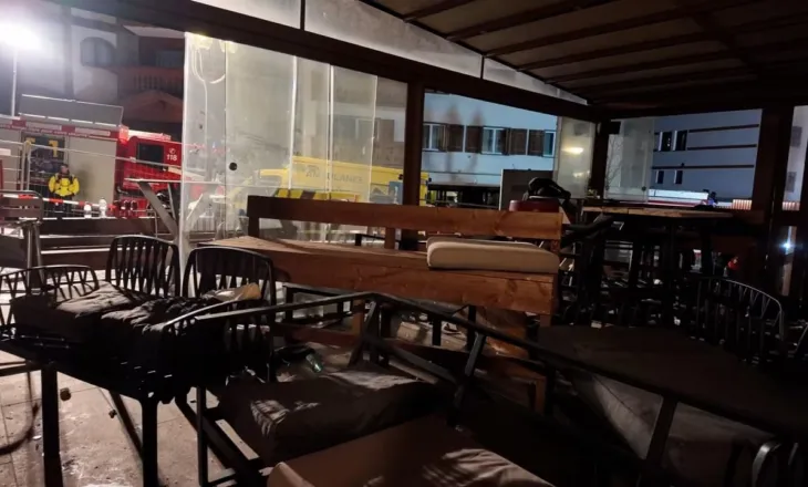 Tragjedia në resortin e skive në Zvicër/ Flasin dëshmitarët: Zjarri nisi nga fishekzjarret e vendosura te shampanja, kamarieret…