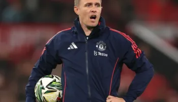 Trajneri i ri i Mançester Junajtid debuton sot ndaj Bërnlit në ‘Turf Moor’