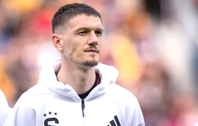 Trajneri i Spartës, Fris, flet për Krasniqin, lojtari tani shkëlqen me Legian e Varshavës