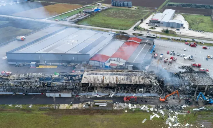 Tre arrestime pas shpërthimit tragjik në Trikala: Hetimet zbulojnë rrjedhje disamujore propani nga depozitat