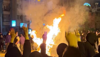 Tre skenarët për Iranin/ Revolucion francez apo grusht shteti? Çfarë po “kurdiset” në prapaskenë