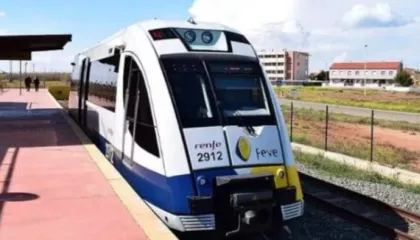 Treni aksidentohet me një vinç, aksidenti i tretë hekurudhor në Spanjë brenda javës