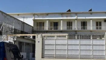 Tronditet Greqia, vr*tet në burg shqiptari i njohur. Rezulton i dënuar me burgim të përjetshëm