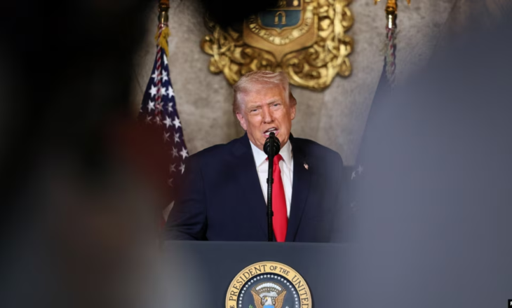 Trump ashpërson qëndrimin për Groenlandën para Davosit: Nuk ka më kthim mbrapa