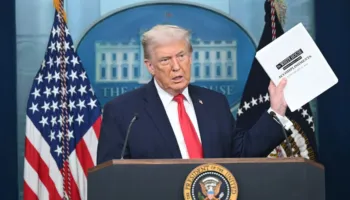 Trump: Do ta zbuloni se sa larg do të shkoj me Groenlandën. Macron dhe Starmer janë të ashpër kur unë nuk jam pranë