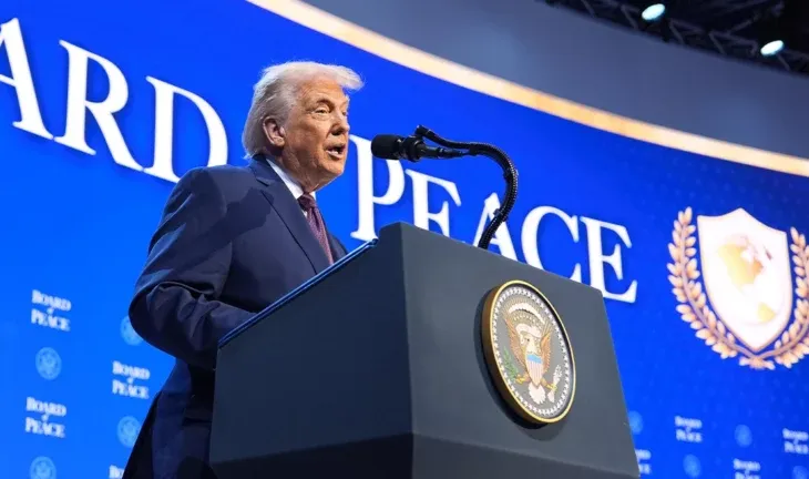 Trump ngre padi prej 5 miliardë dollarësh kundër ‘JPMorgan Chase’