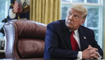 Trump: Një flotë e madhe po i drejtohet Iranit, do të shohim çfarë ndodh nëse nuk ka marrëveshje