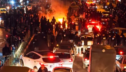 Trump paralajmëroi sulme ajrore, reagon Kryetari i Parlamentit të Iranit: Ejani dhe shikoni çfarë do t’ju ndodhë nëse…