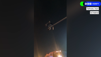 Trupa të grumbulluara brenda një spitali e snajperistë mbi çati, pamje të reja nga Irani