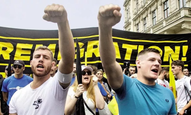 Tubim ekstrem kundër emigrantëve trondit Afd-në: Dëbime masive!