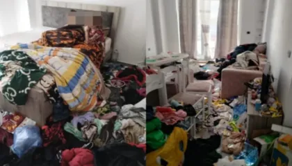 U braktisën dhe u lanë të paushqyer në banesë, tre fëmijët e mitur merren nën kujdes. Nis procedim penal për nënën